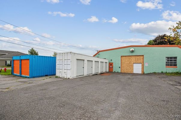 Backyard, Detached Garage, Exterior