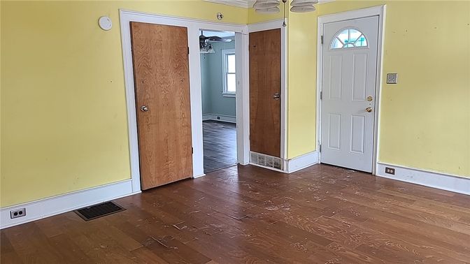 Empty room, Interior, Wood Texture Flooring