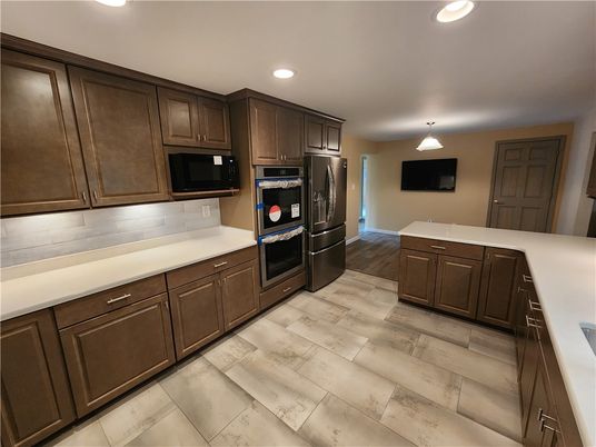 Interior, Kitchen, Pendant Lights, Recessed Lighting, Wood Texture Flooring