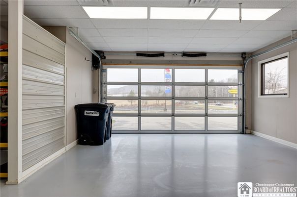 Garage, Interior
