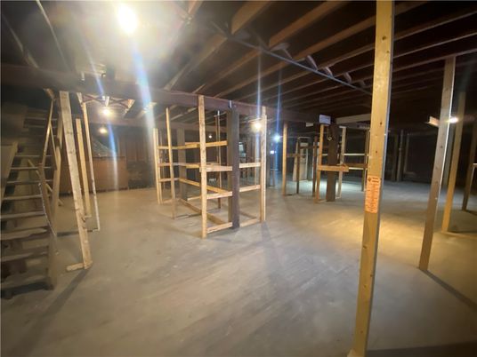 Interior, Wooden Beams