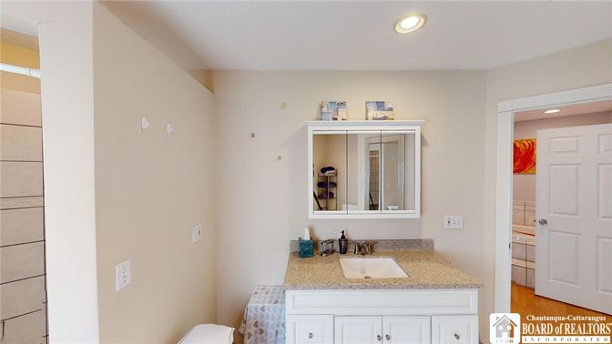 Bathroom, Interior, Recessed Lighting