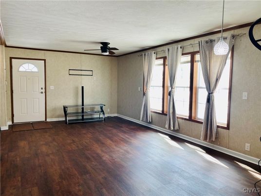 Chandelier, Empty room, Interior, Wood Texture Flooring