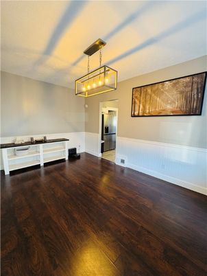 Empty room, Interior, Pendant Lights, Wood Texture Flooring