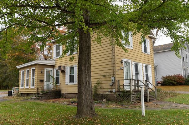Exterior, Facade, None