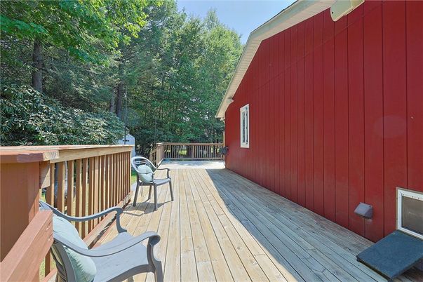 Exterior, Wood Texture Flooring