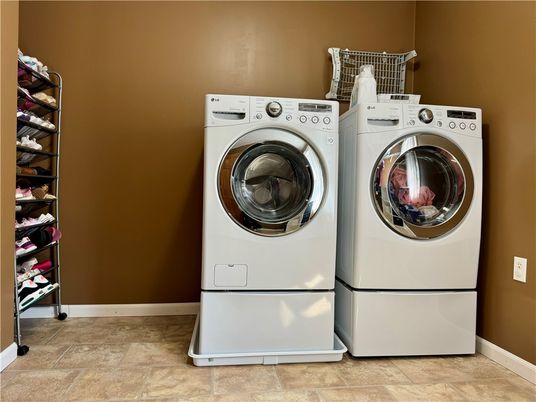 Interior, Utility Closets, Washer