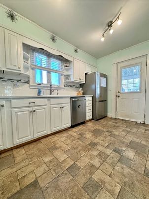 Interior, Kitchen, Stainless Steel Appliances