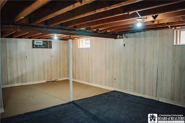 Empty room, Interior, Wooden Beams