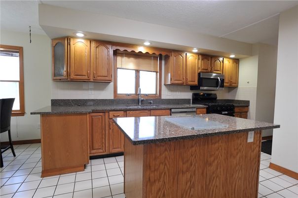 Interior, Kitchen, Recessed Lighting