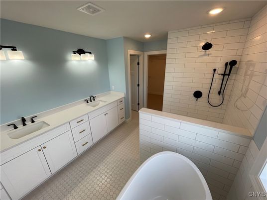 Bathroom, Dual Sink Vanities, Free Standing Baths, Interior, Recessed Lighting