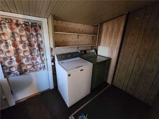 Interior, Washer, Wooden Walls