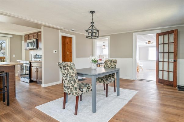 Dining room, Interior, Kitchen, Pendant Lights, Wood Texture Flooring