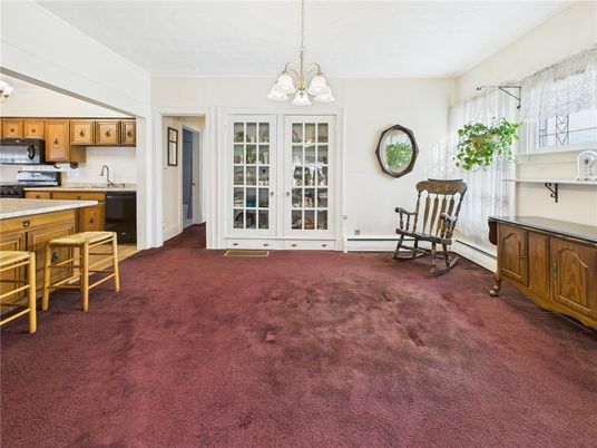 Chandelier, Interior, Kitchen