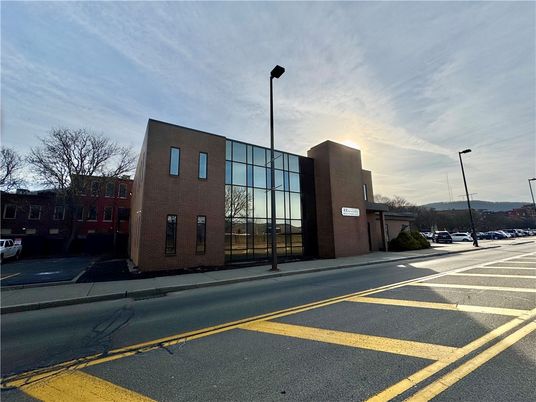 Exterior, Facade, Brick Facade, Modern