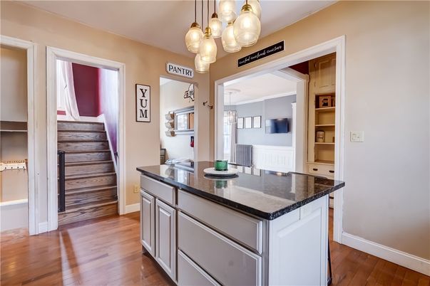 Interior, Kitchen, Pendant Lights, Wood Texture Flooring