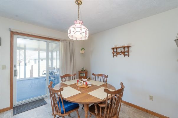 Dining room, Interior, Pendant Lights