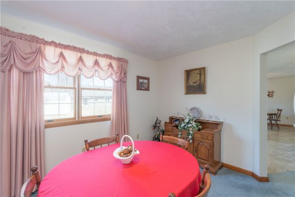 Dining room, Interior