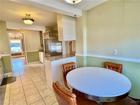 Dining room, Interior, Kitchen, Stainless Steel Appliances