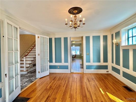 Chandelier, Empty room, Interior, Wood Texture Flooring