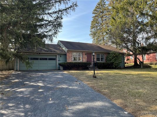 Attached, Exterior, Facade, Brick Facade, Ranch