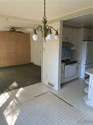 Chandelier, Interior, Kitchen