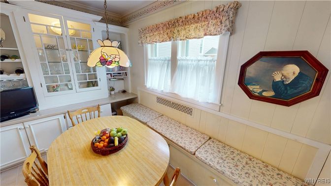 Dining room, Interior, Pendant Lights