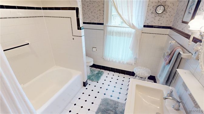 Bathroom, Interior
