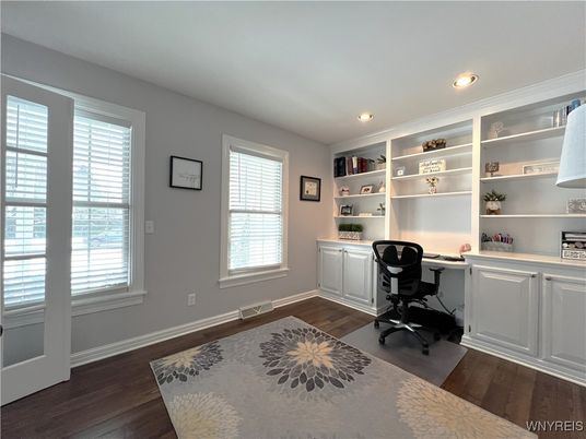 Home Office, Interior, Recessed Lighting, Wood Texture Flooring