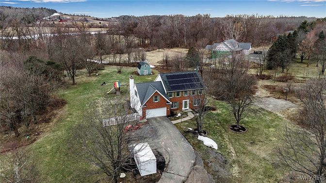 Exterior, Drone