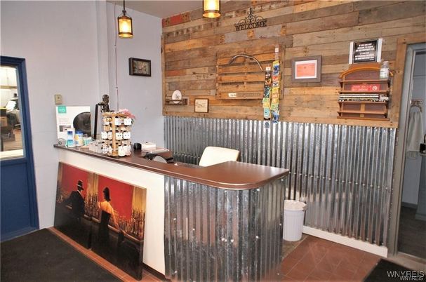 Interior, Pendant Lights, Wooden Walls