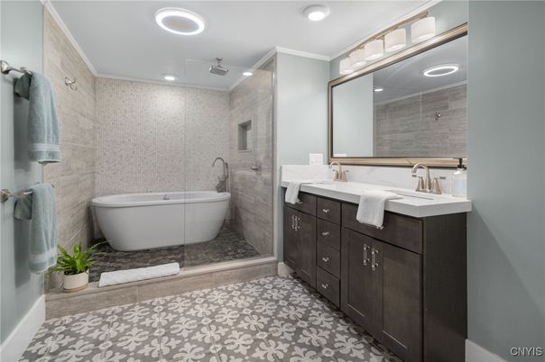 Bathroom, Dual Sink Vanities, Free Standing Baths, Glass Shower, Interior, Recessed Lighting