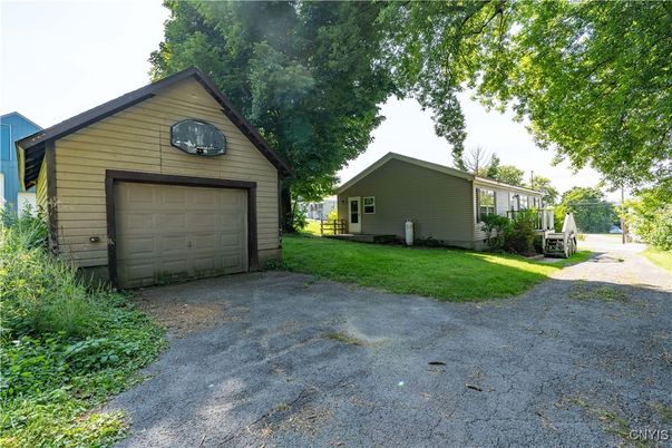 Backyard, Detached Garage, Exterior