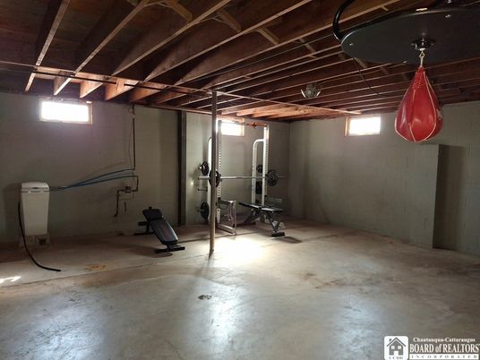 Fitness Equipment, Interior, Wooden Beams