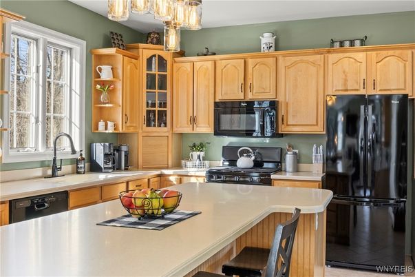 Chandelier, Interior, Kitchen