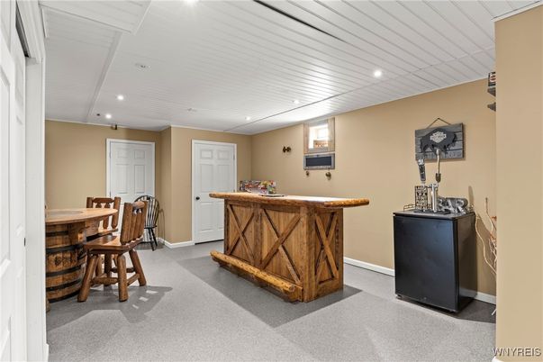 Dining room, Interior, Recessed Lighting