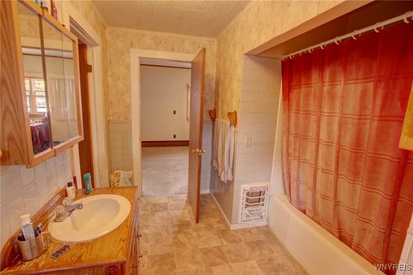 Bathroom, Interior