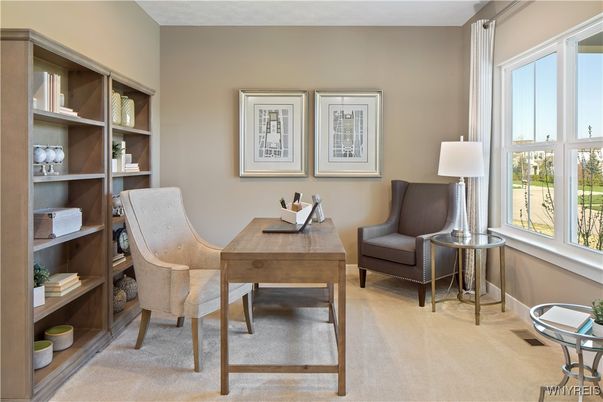 Home Office, Interior