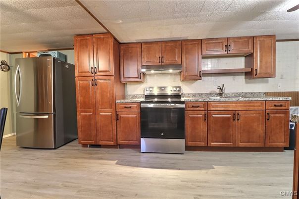 Interior, Kitchen, Stainless Steel Appliances, Wood Texture Flooring