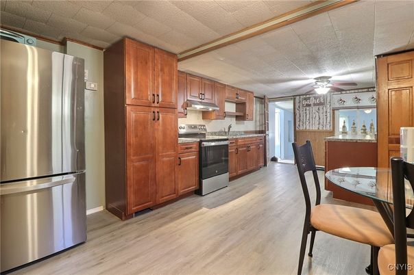 Dining room, Interior, Kitchen, Stainless Steel Appliances, Wood Texture Flooring