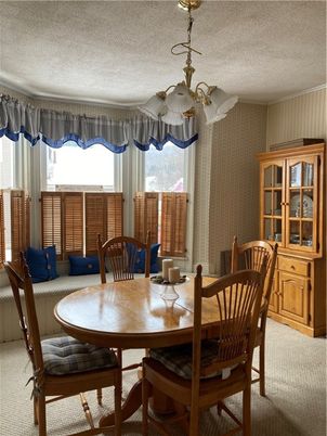 Chandelier, Dining room, Interior
