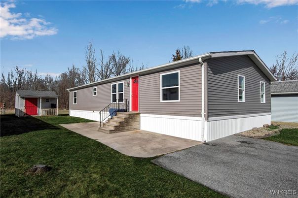 Detached Garage, Exterior