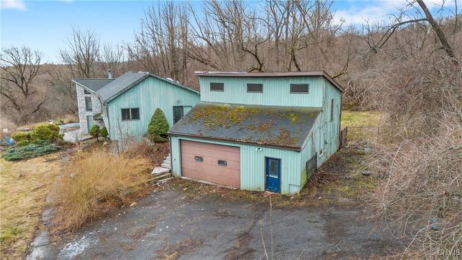 Backyard, Detached Garage, Exterior