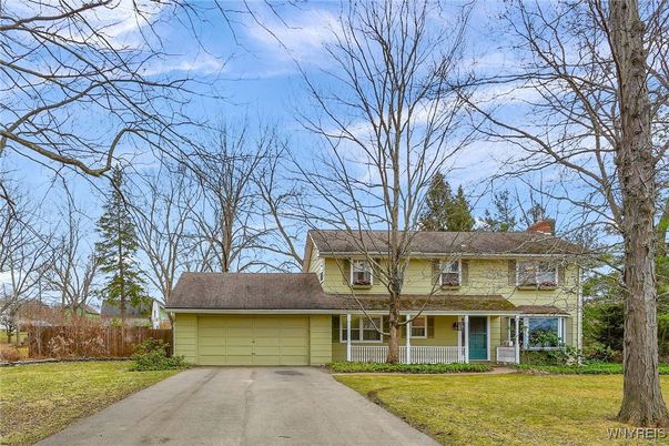 Attached, Backyard, Exterior, Facade, Split Level