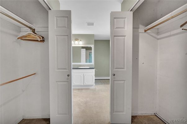 Interior, Walk-in Closets