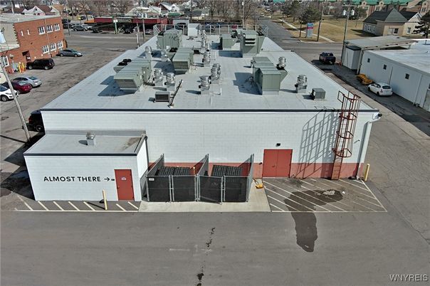 Exterior, Drone