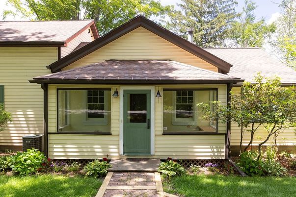 Exterior, Facade, American Craftsman