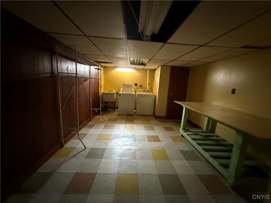 Interior, Washer