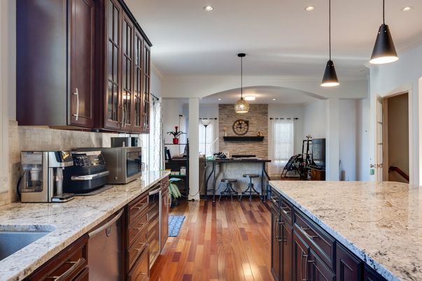 Dining room, Interior, Kitchen, Pendant Lights, Recessed Lighting, Stone Walls, Wood Texture Flooring