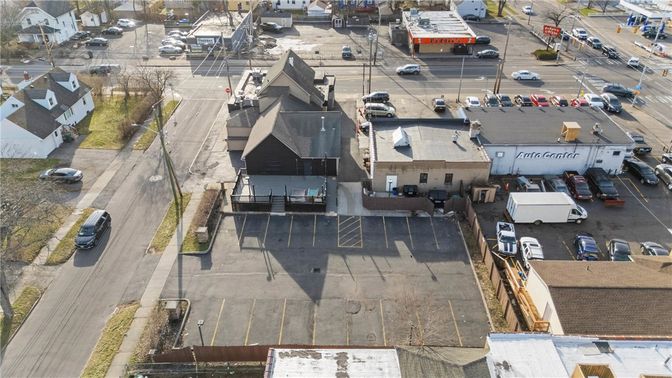 Exterior, Drone